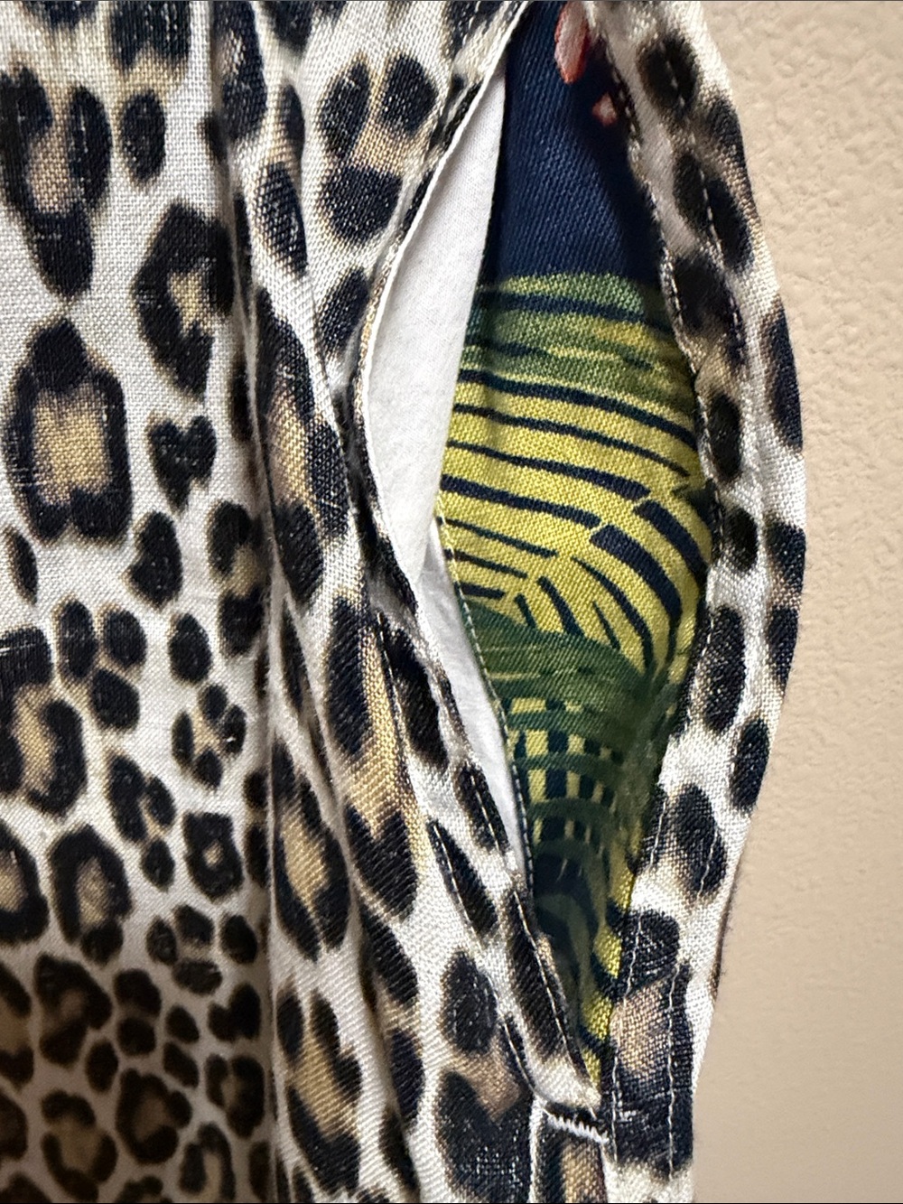 Tommy Bahama Cat’s Meow Shift Dress - Picture 6 of 9